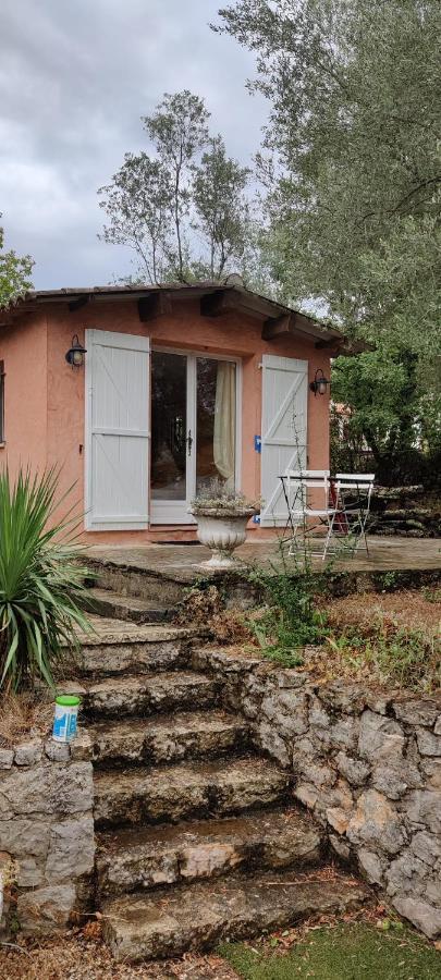 Hotel Sous Les Oliviers Tourrettes Exterior foto
